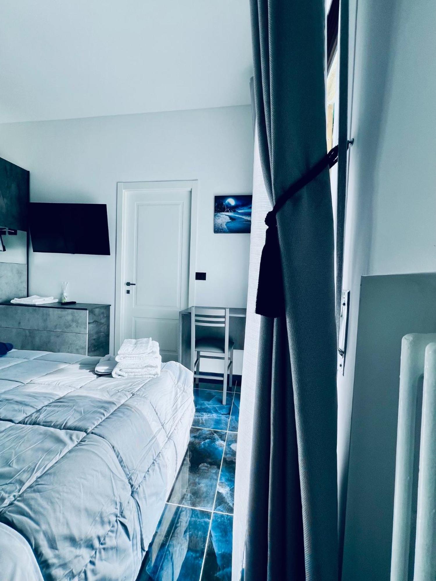 Bed and Breakfast Seven Nights Болонья Екстер'єр фото